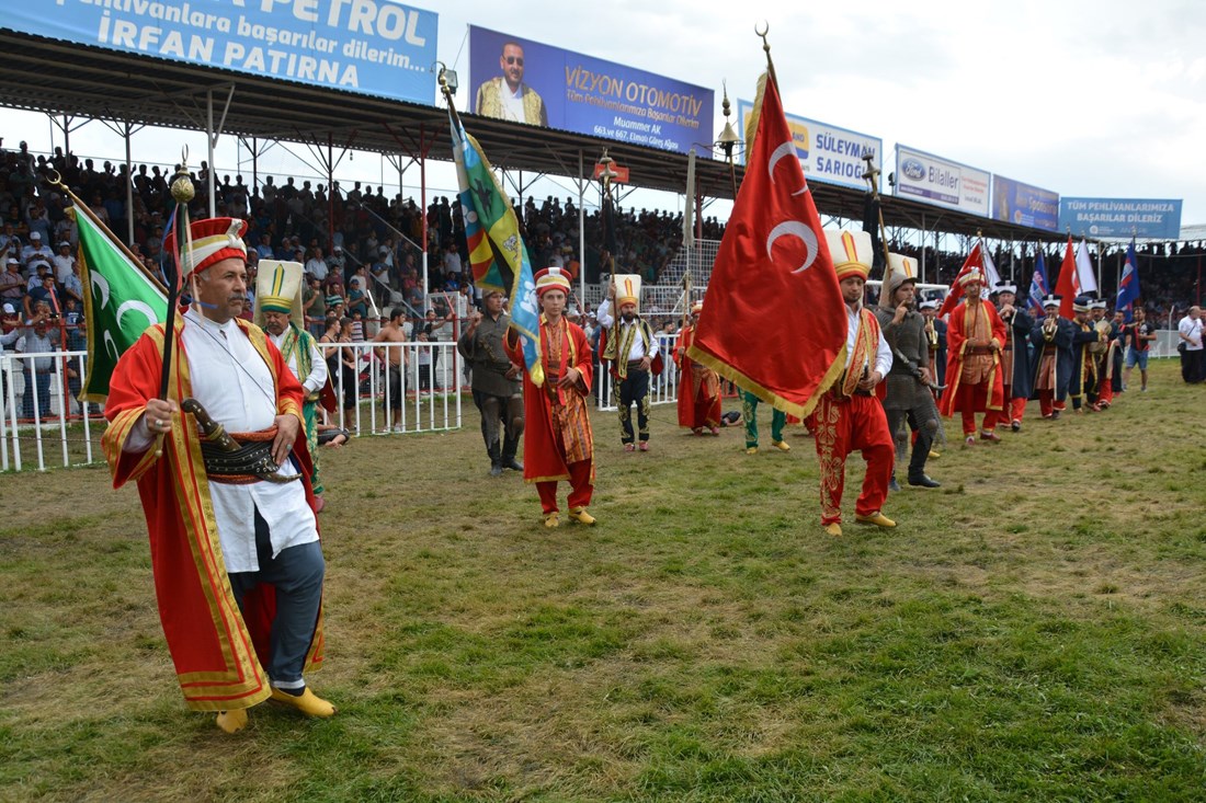 667._Elmalı_Güreşleri