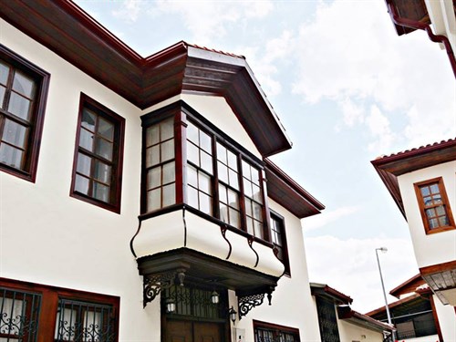 Elmalı Evleri