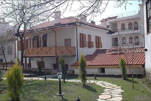 Elmalı Evleri